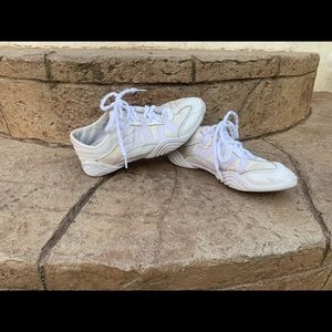 Nfinity cheer shoes (LIKE NEW) $45 or best offer